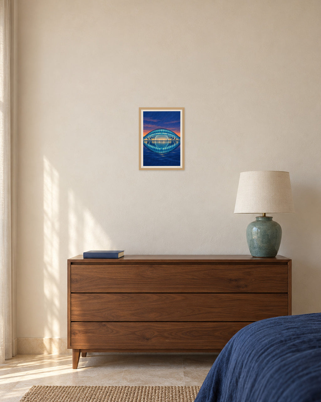 L’ull de la nit · A3 print in an oak frame, Valencian bedroom